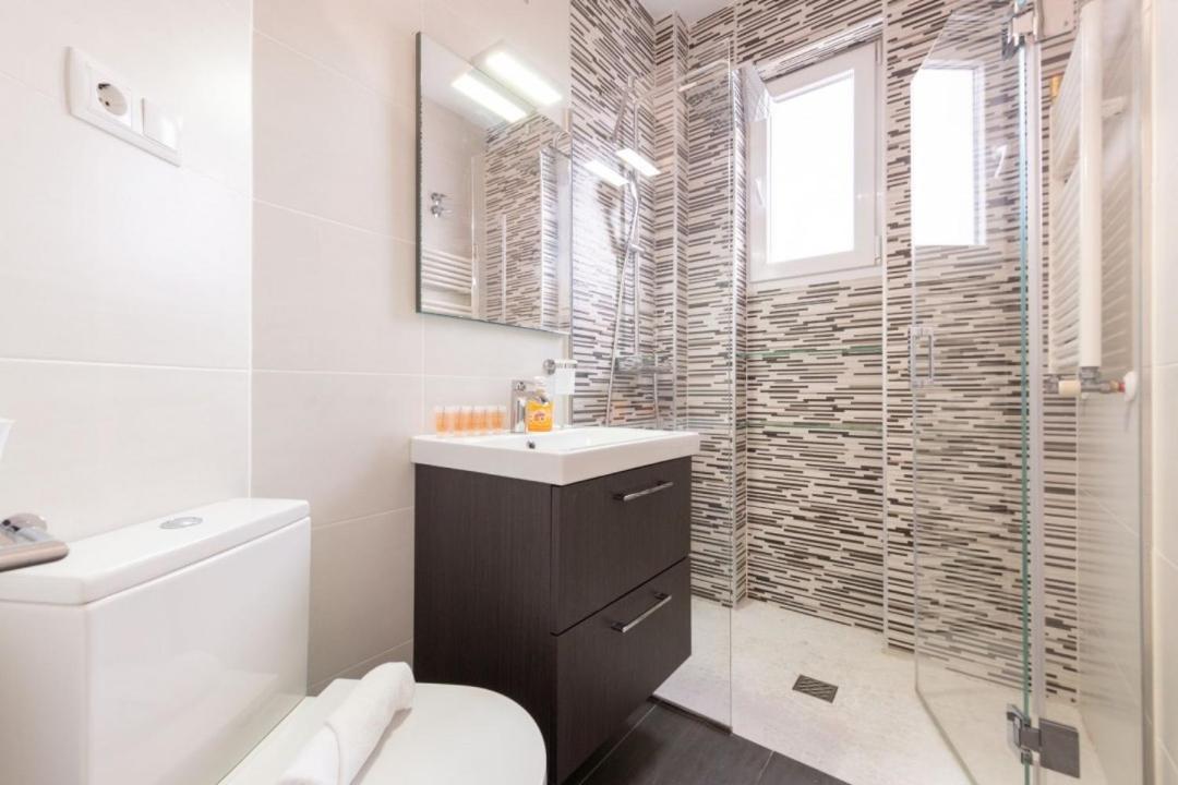 2Bd 1Bth Furnished - Nuevos Ministerios Lejlighed Madrid Eksteriør billede